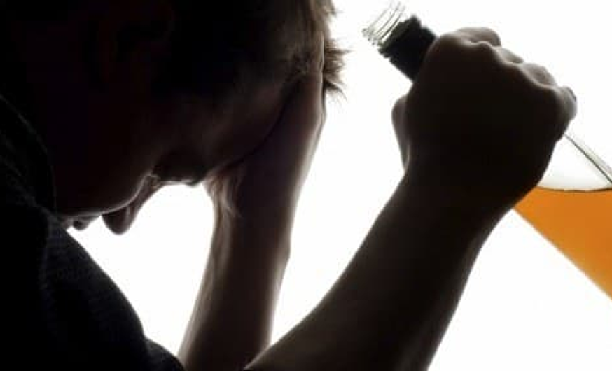 Quelles sont les causes de l’alcoolisme